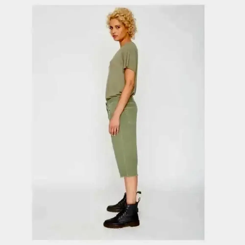 Free people‎ x Sandrine Army Green Bermuda shorts Grunge Sz27 oversized Ret$138